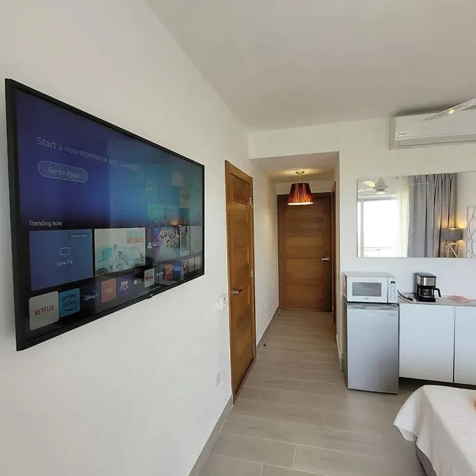 Vibe Residence Hotelstyle No Kitchen Studio Close To Beach La Laguna Apartament